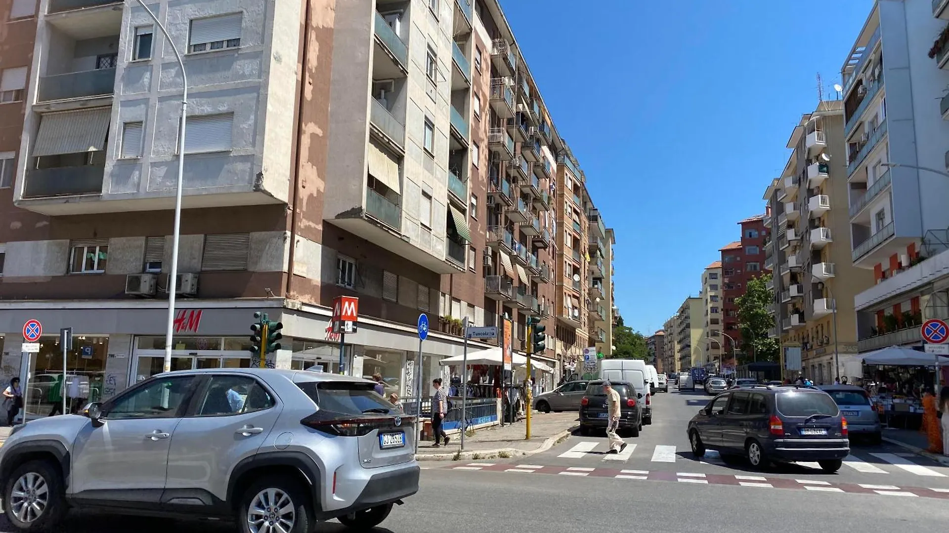 Style134 Apartment 50 Meters From Metro A Lucio Sestio Station